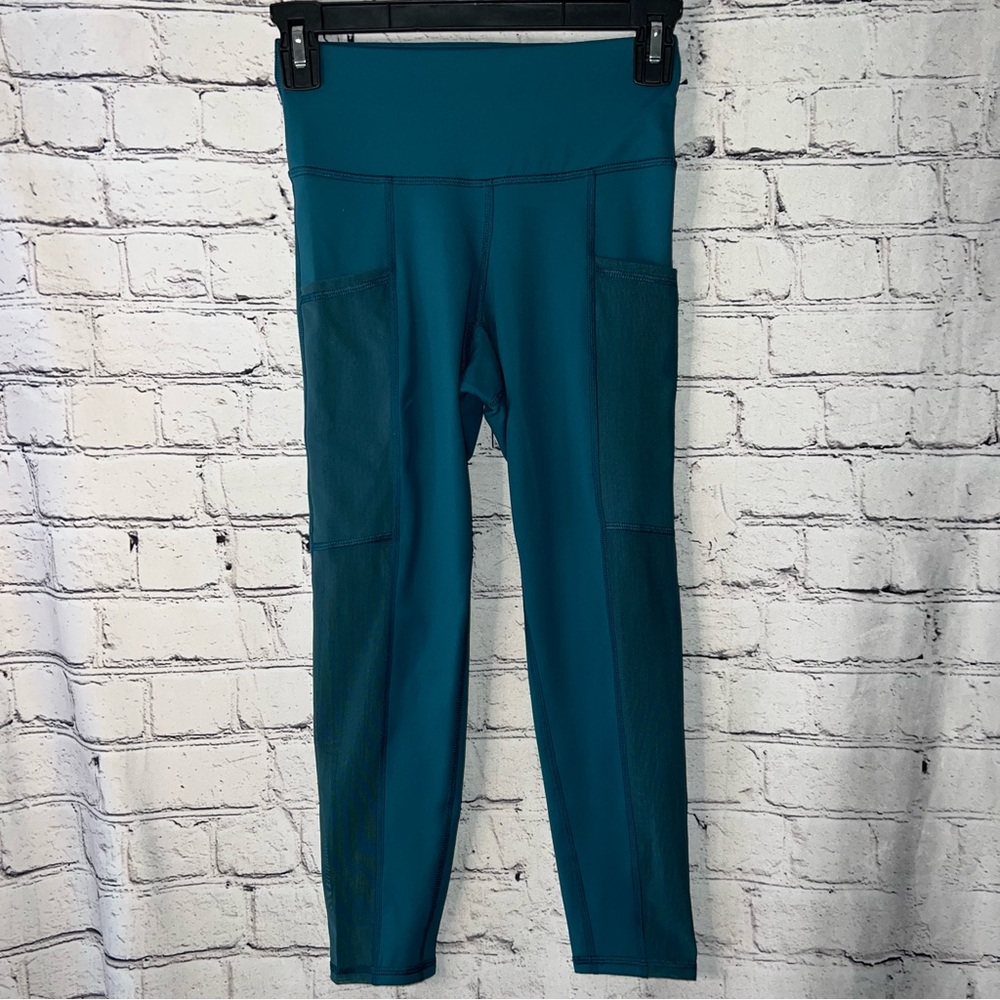 Universal‎ Standard NWT Cropped Mesh Leggings Mid Rise Teal Color Size XS